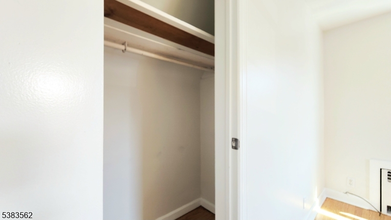 409 Market St 2 Property Photo 7