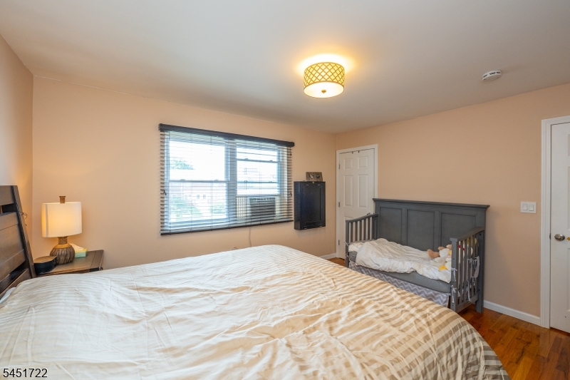 24 Manchester Ct Property Photo 14