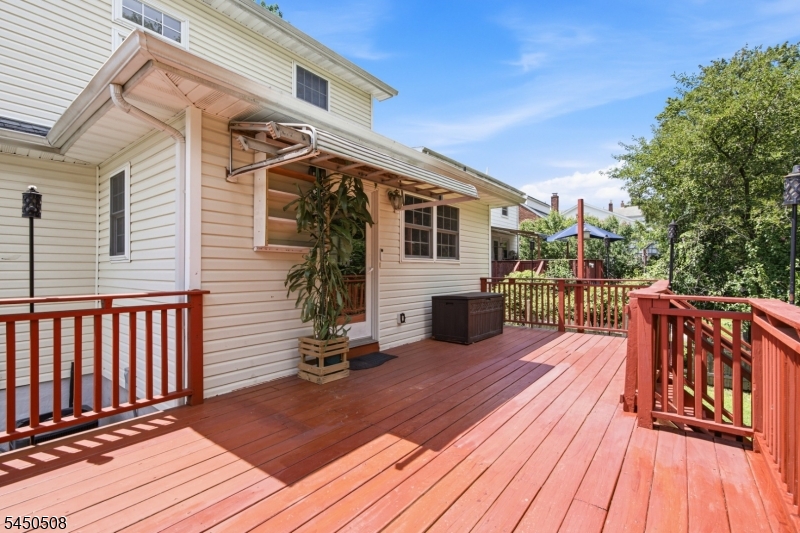 28 Kenz Ter Property Photo 36