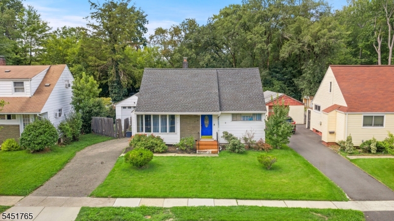 484 Raritan Rd Property Photo 1
