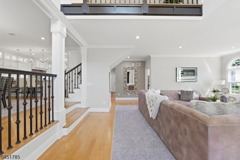 152 Boulevard Property Photo 2