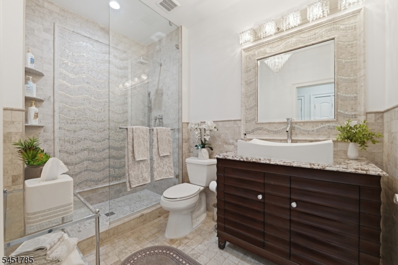 152 Boulevard Property Photo 17