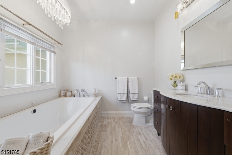 152 Boulevard Property Photo 22