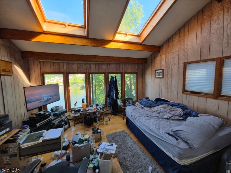 151 Hudson Ave Property Photo 19