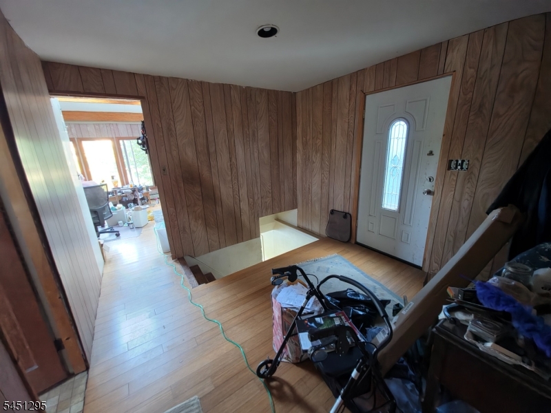 151 Hudson Ave Property Photo 25