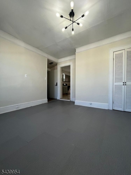 32 Oak Ave Property Photo 5