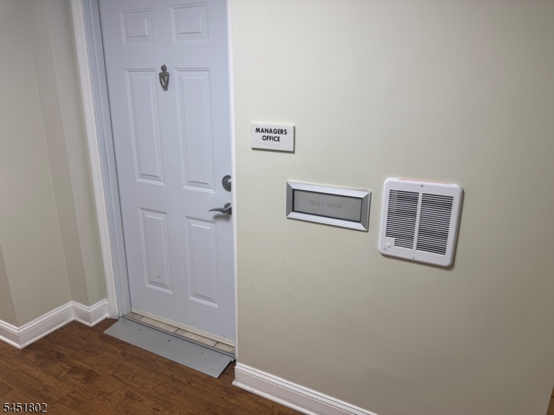 1319 Saint Georges Ave 201 Property Photo 5