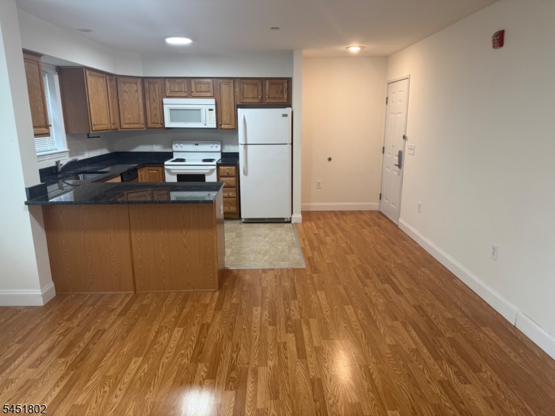 1319 Saint Georges Ave 201 Property Photo 11