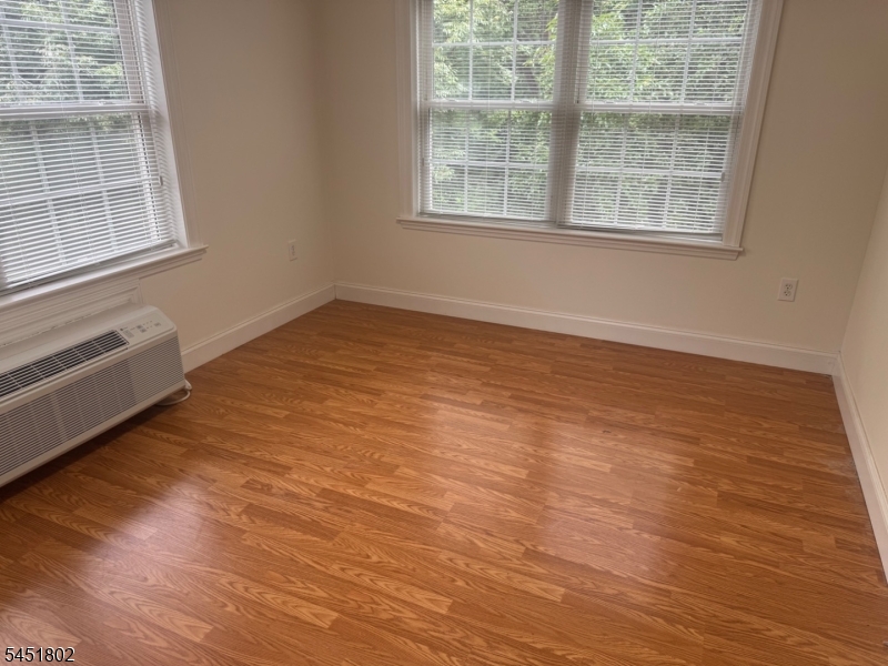 1319 Saint Georges Ave 201 Property Photo 15