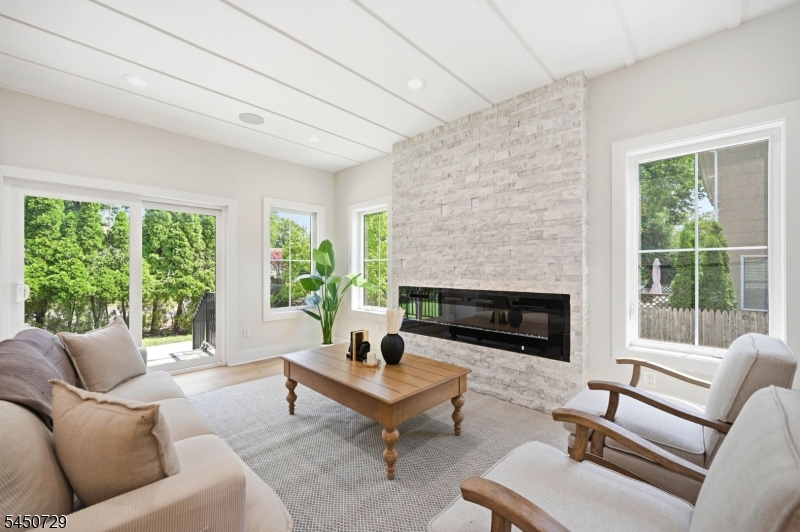 176 Harrow Rd Property Photo 4