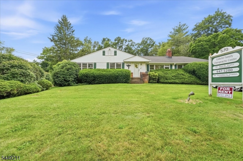 570 Mountain Ave 2 Property Photo 18
