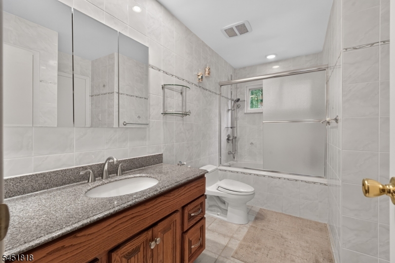 8 Growney St Property Photo 22