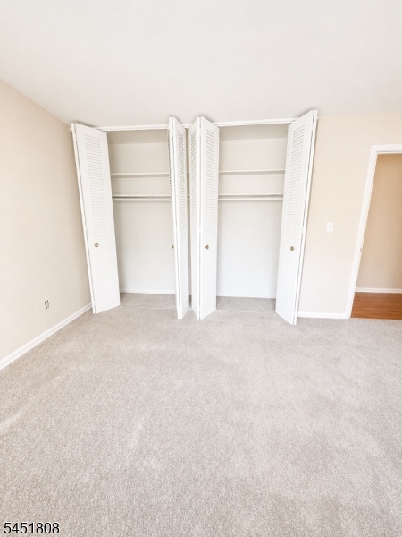 2484 Seymour Ave Property Photo 5