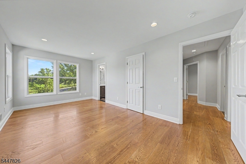 4 Michael Ct Property Photo 30