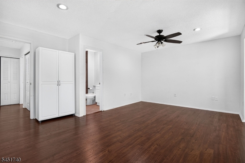 285 Penns Way Property Photo 17