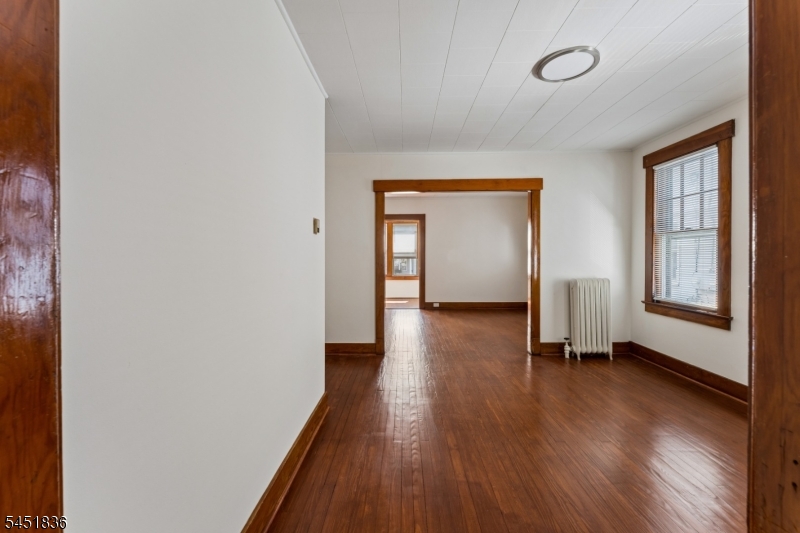 537 Maple Ave Property Photo 15