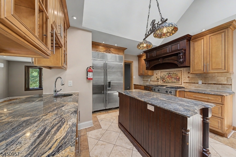 49 Omaha Ave Property Photo 5