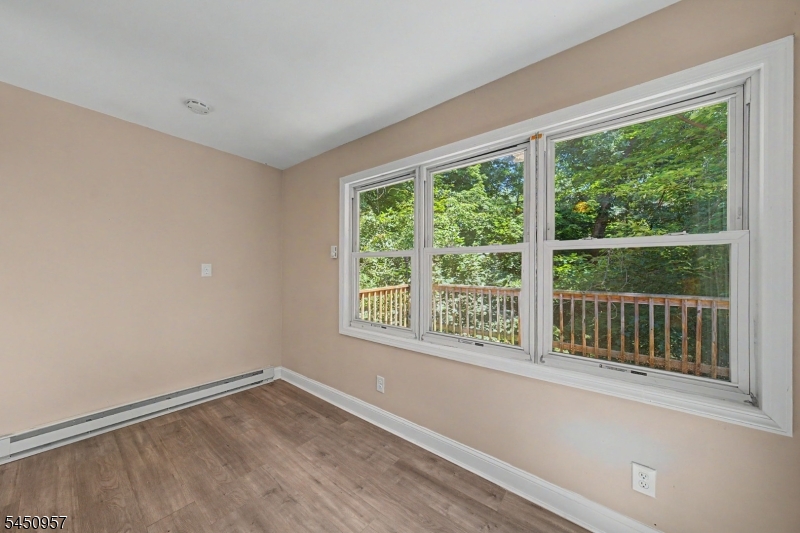 49 Omaha Ave Property Photo 24