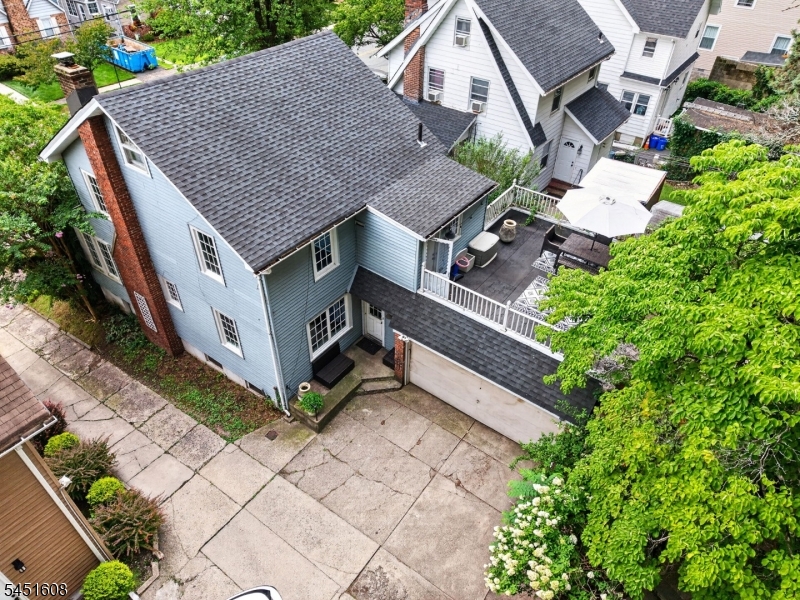 772 Broad St Property Photo 42