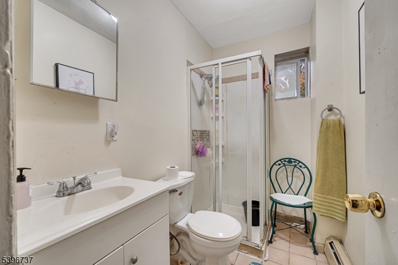 14 Crown St Property Photo 14
