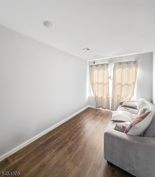 155 Mount Prospect Ave Property Photo 11
