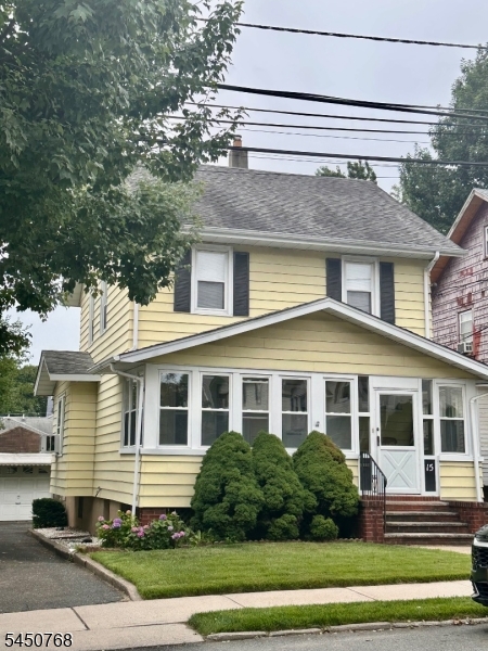 15 Katherine Ave Property Photo 2