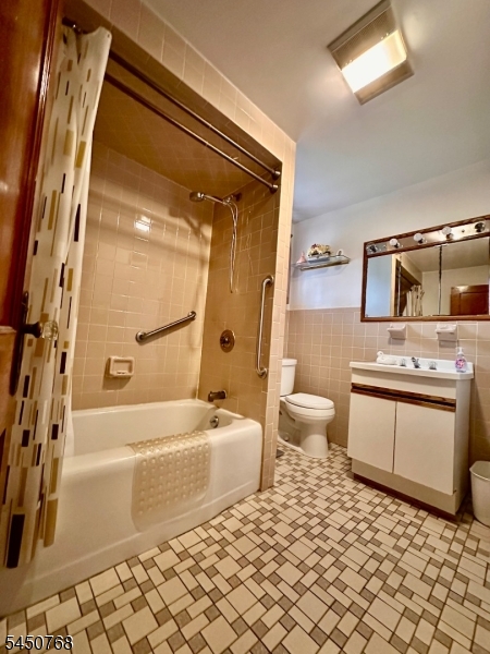 15 Katherine Ave Property Photo 34
