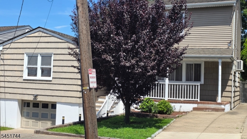 1614 83rd Street Property Photo 2