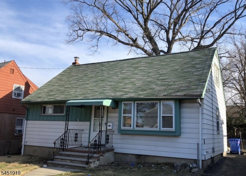 396 Union Ave Property Photo 15