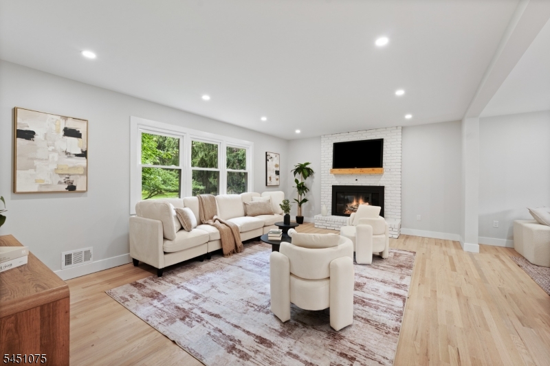 59 Catskill Ct Property Photo 8