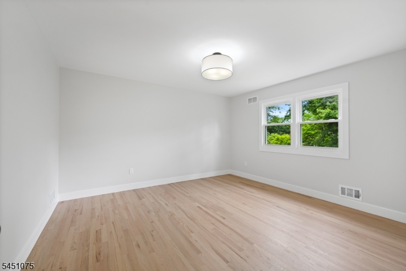 59 Catskill Ct Property Photo 31