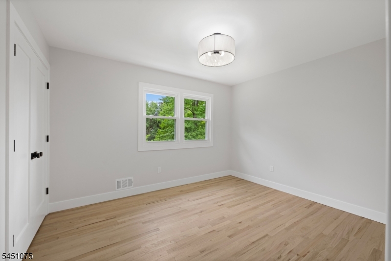 59 Catskill Ct Property Photo 32