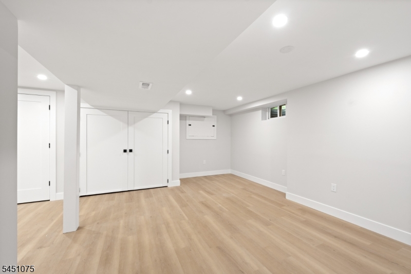59 Catskill Ct Property Photo 34