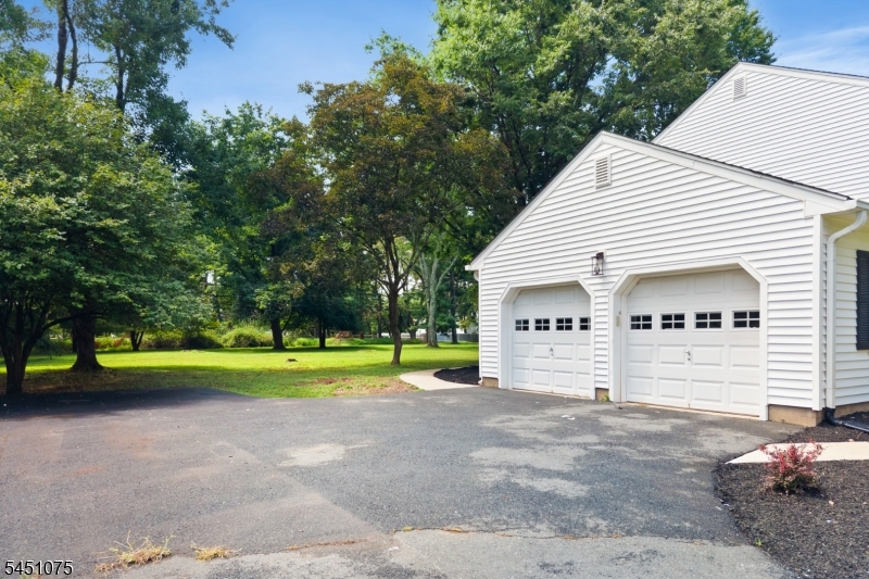 59 Catskill Ct Property Photo 38