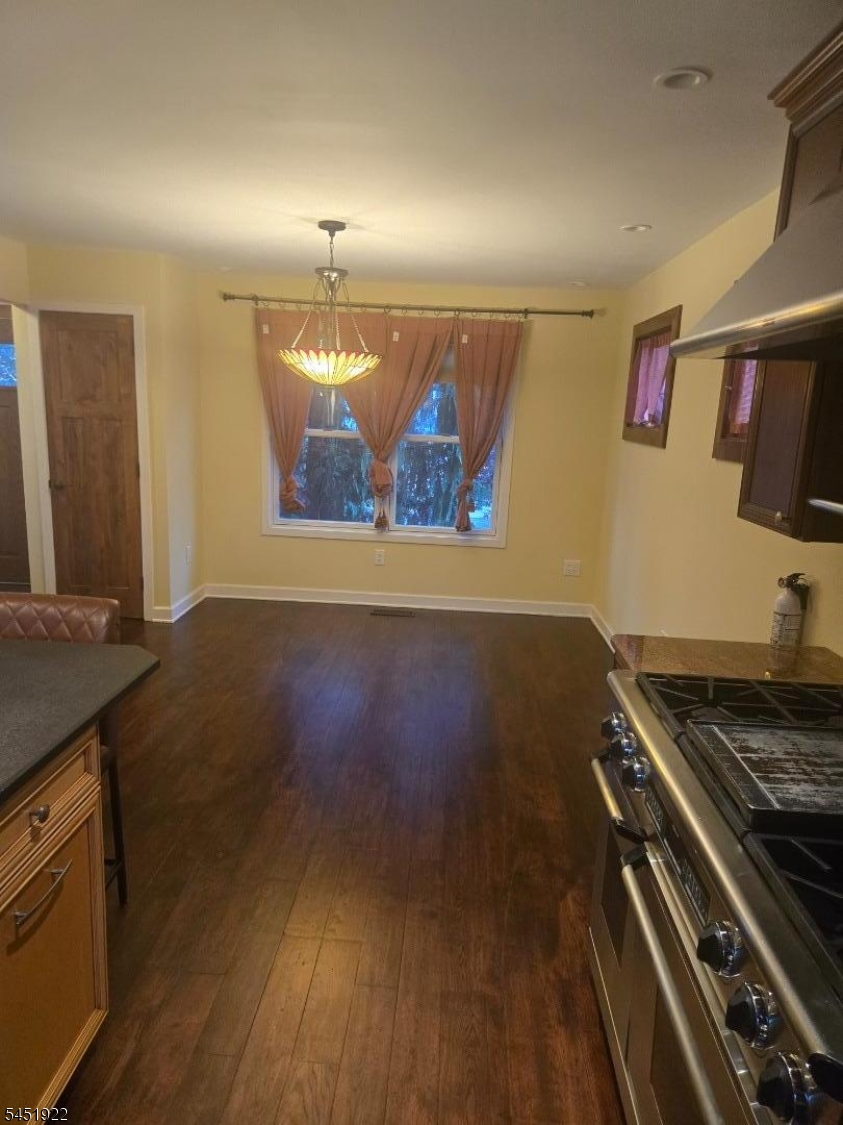 14 Larch St Property Photo 7