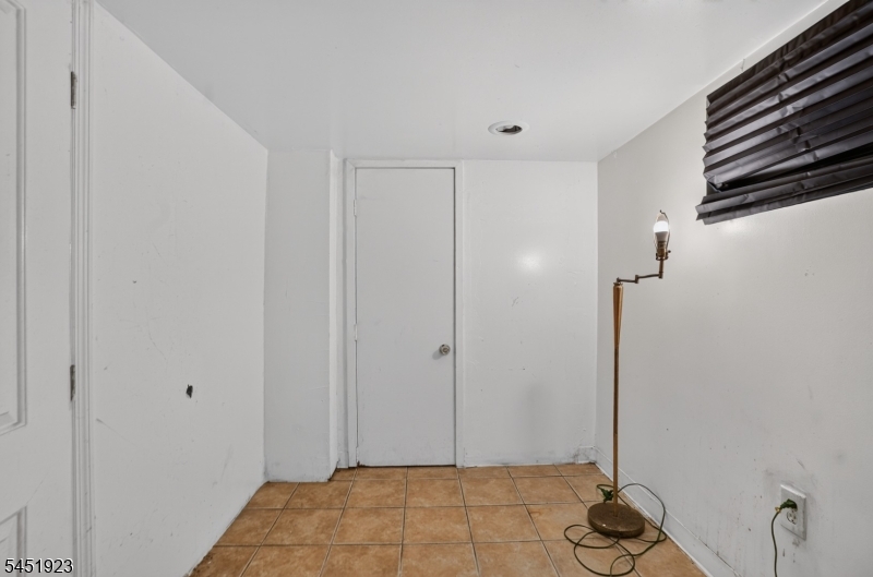 502 Burnside St Property Photo 18