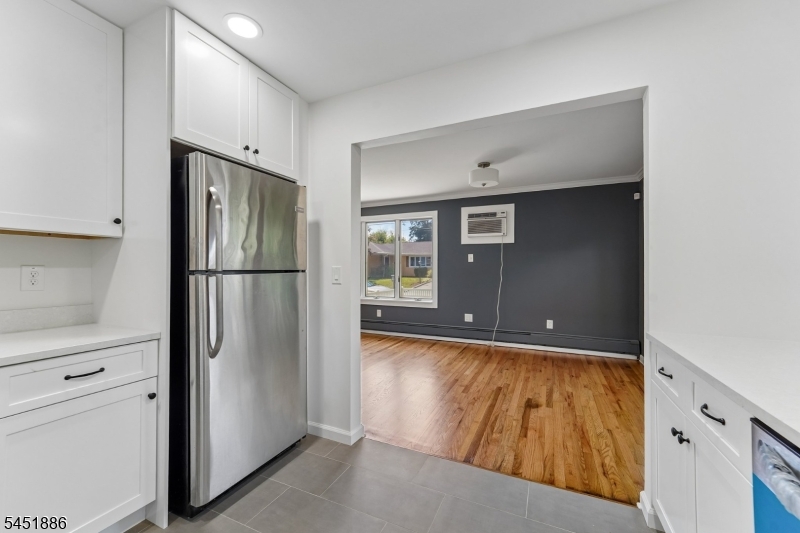 87 Berkshire Ave Property Photo 8