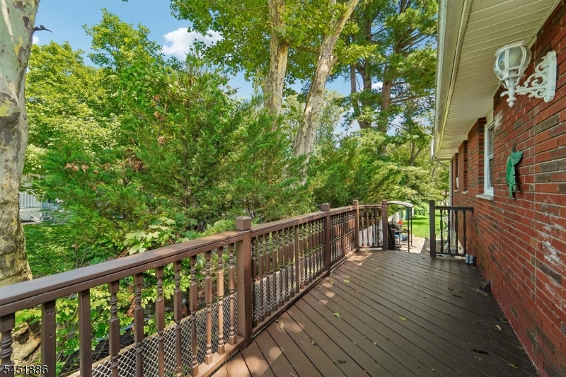 87 Berkshire Ave Property Photo 26