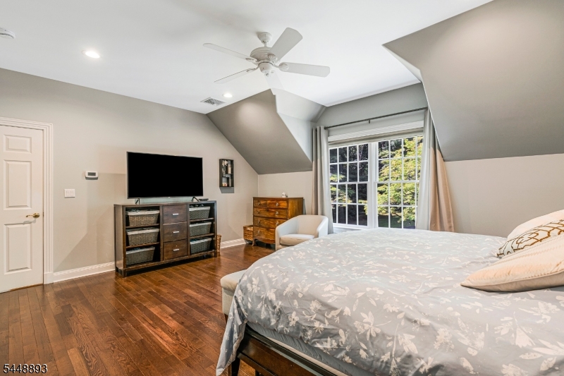 246 Beacon Hill Rd Property Photo 34