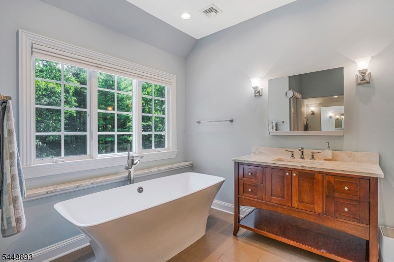246 Beacon Hill Rd Property Photo 36