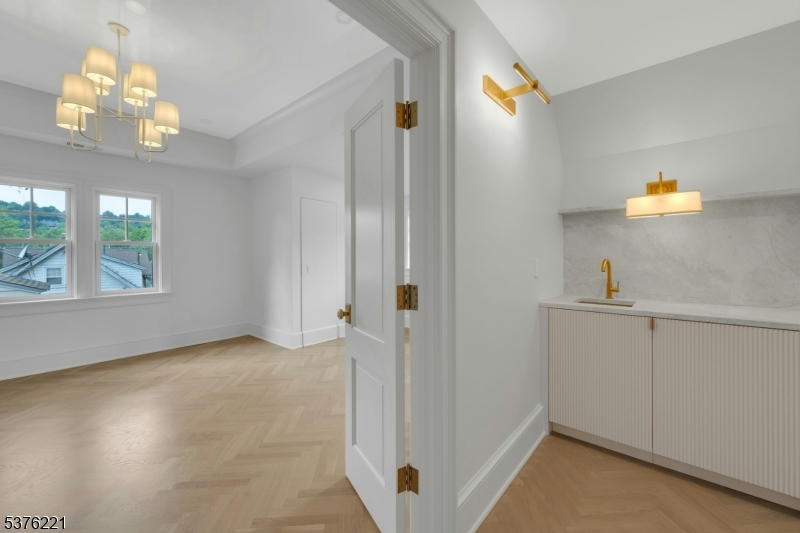 82 Watchung Ave Property Photo 31