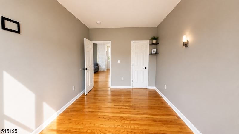 305 Cator Ave Property Photo 13