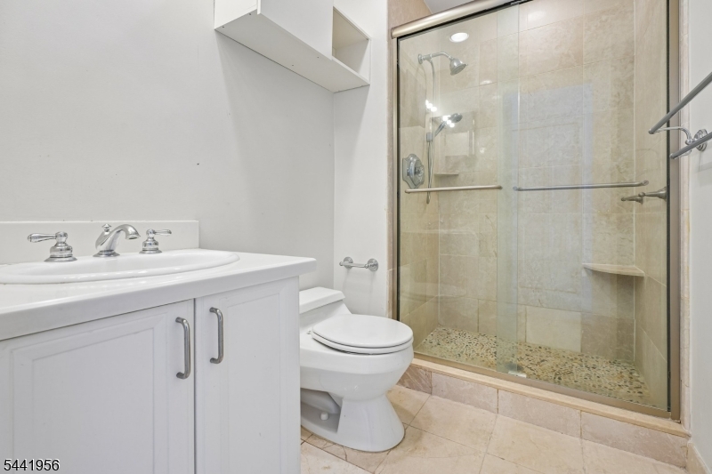 616 S Orange Ave 3c Property Photo 22