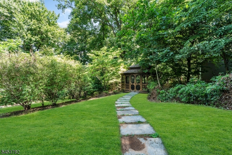49 Parker Rd Property Photo 37