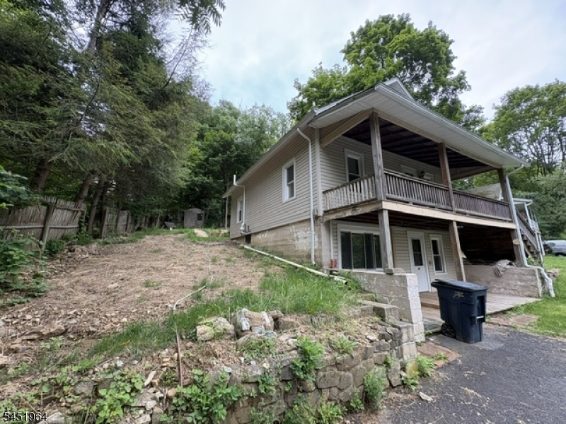 22 Hoffmans Crossing Rd Property Photo 4