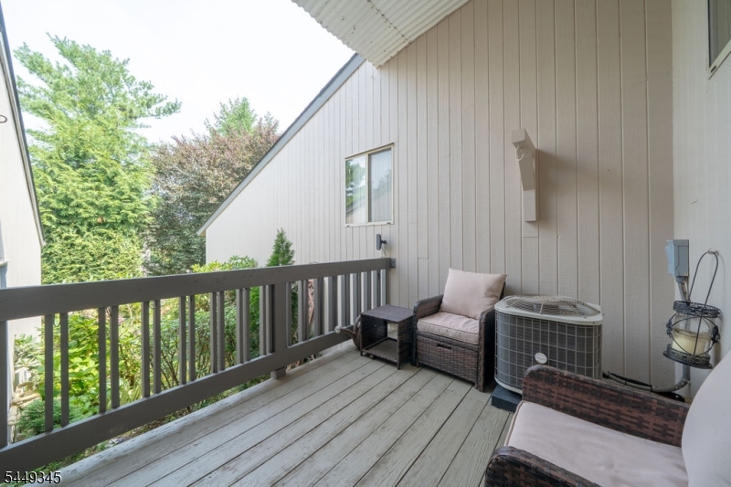 26 Kayser Ln Property Photo 14