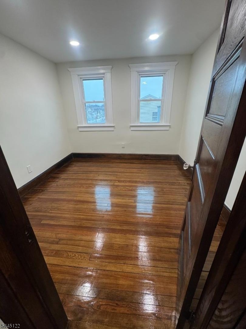 118 Beachway Avenue Property Photo 2