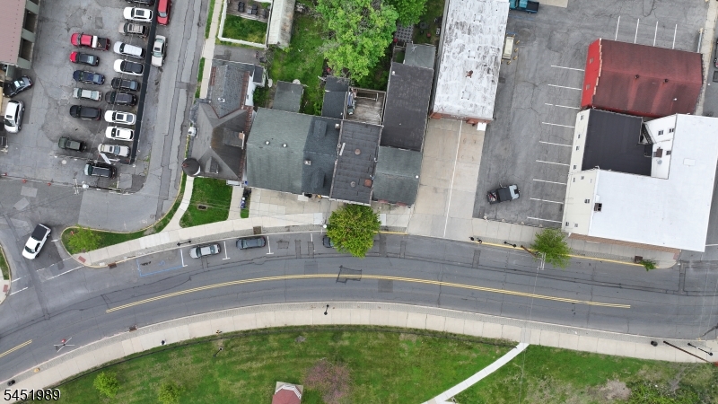 226 S Main St Property Photo 6