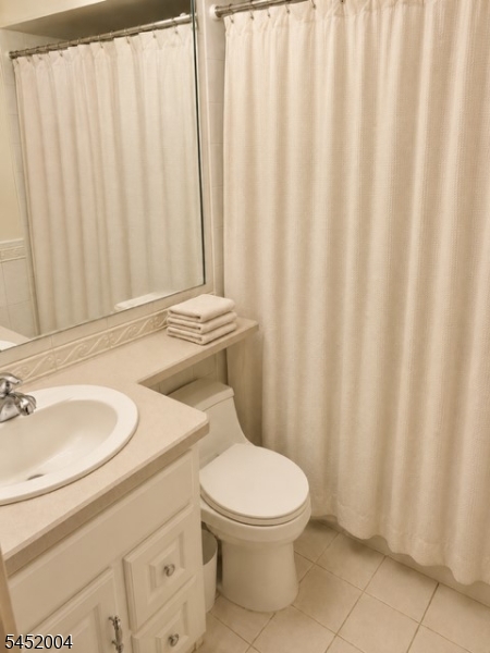 72 W Lake Shore Dr Property Photo 18