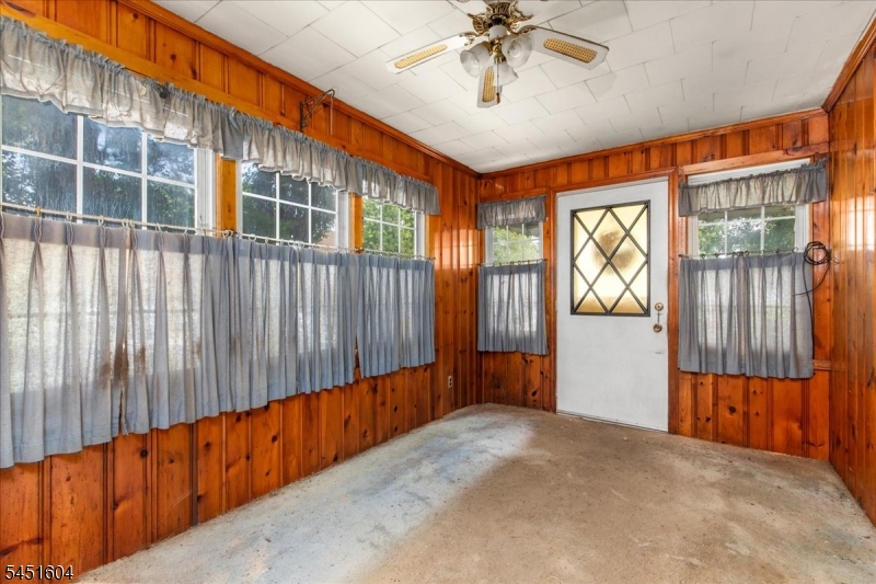 1014 Raritan Rd Property Photo 8